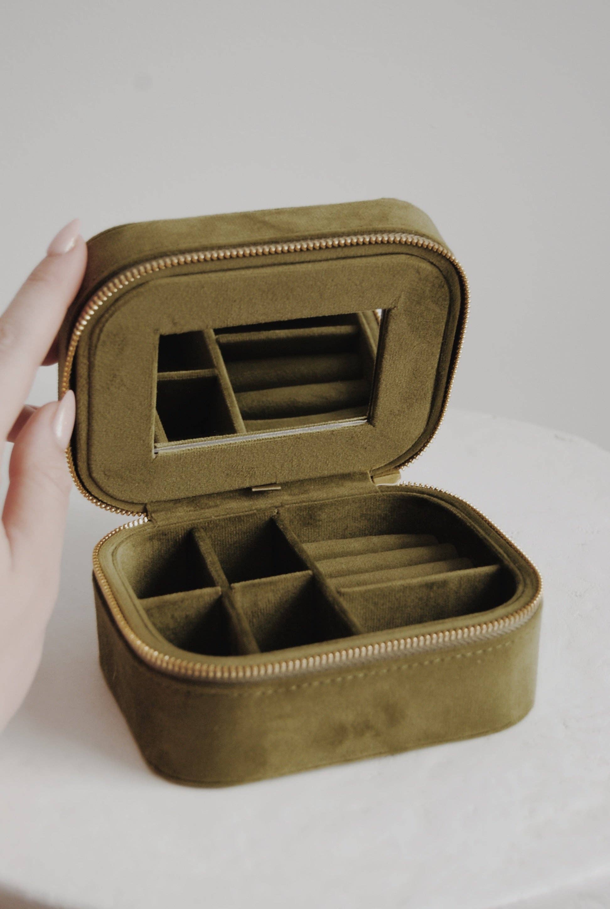 Olive Branch The Veteran Jewelry Box in Forest
