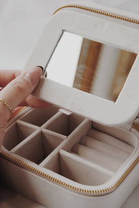 Olive Branch The Veteran Jewelry Box in  Lavender Haze