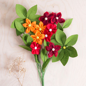 Kikkerland crafters Felt Flower Bouquet