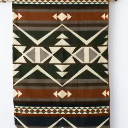 Heartprint Threads | Blankets