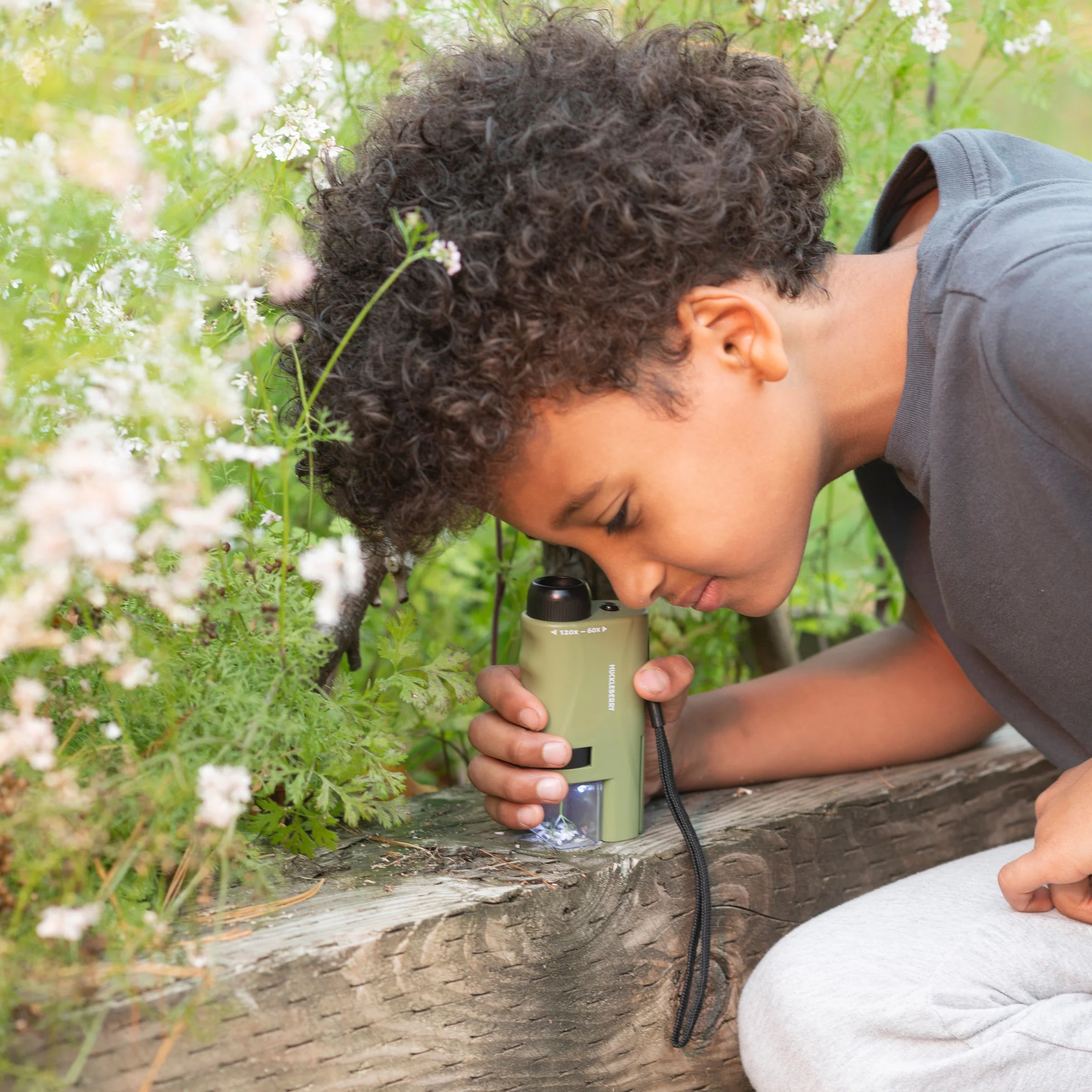 Kikkerland | Kids Pocket Microscope
