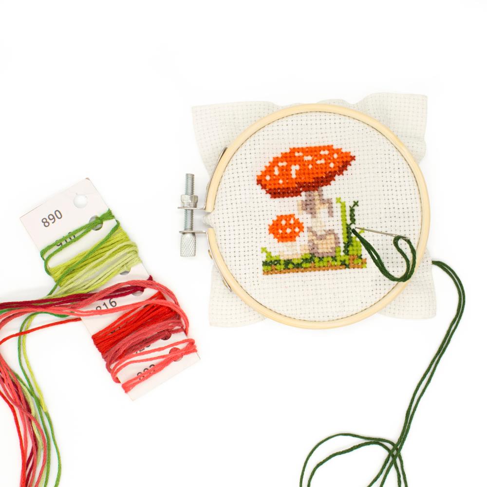 Kikkerland Embroidery kits