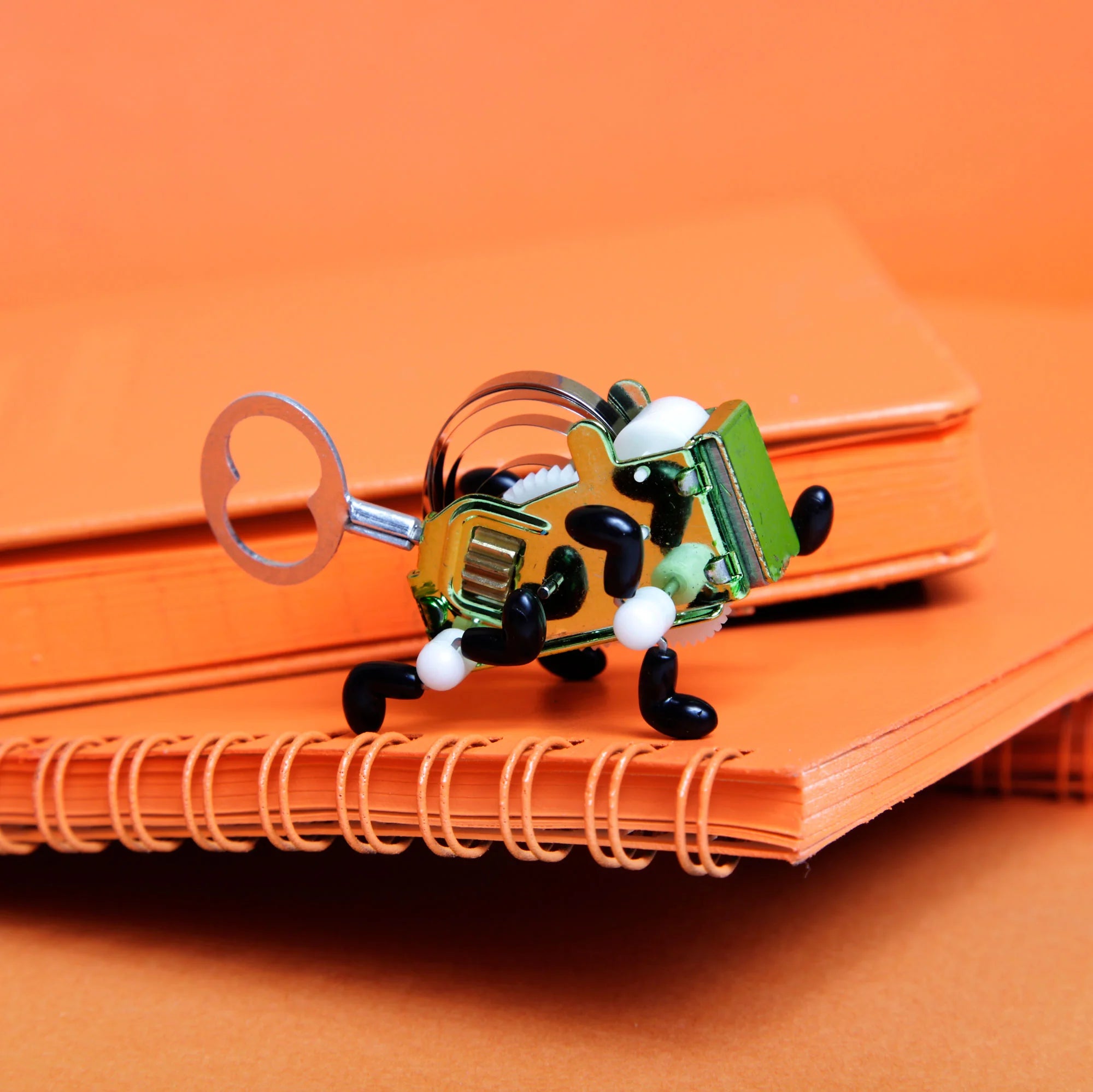 Kikkerland | "Pea" Wind - Up Critter - Bough and Antler Northwest Goods